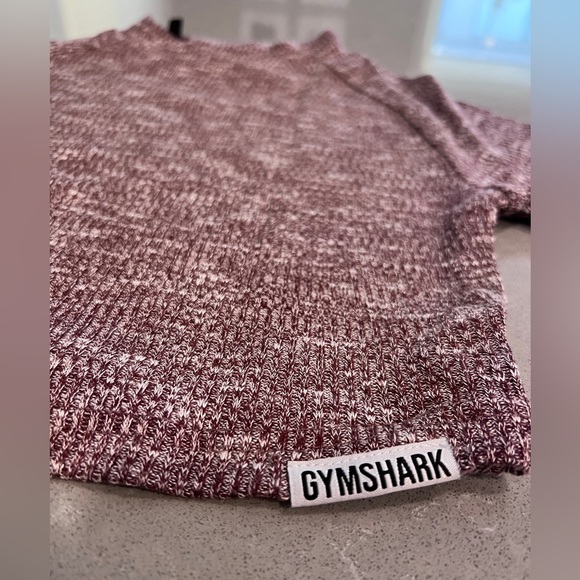 GYMSHARK Slounge crop top in berry red marl. Size S - Picture 3 of 5